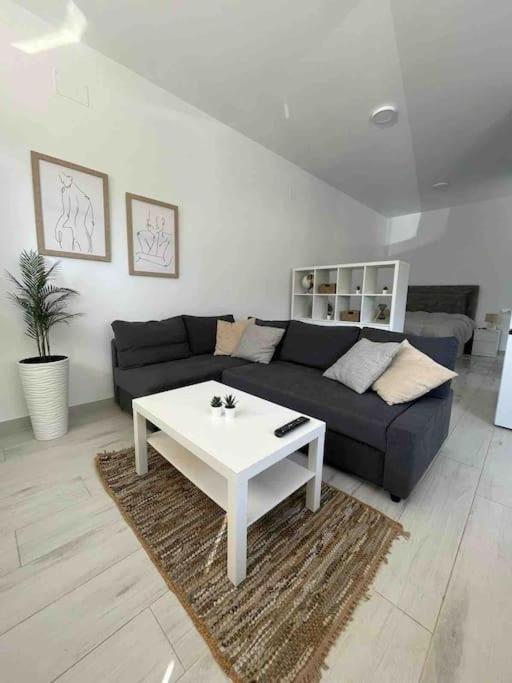Estudio Playa La Misericordia Málaga Eksteriør billede